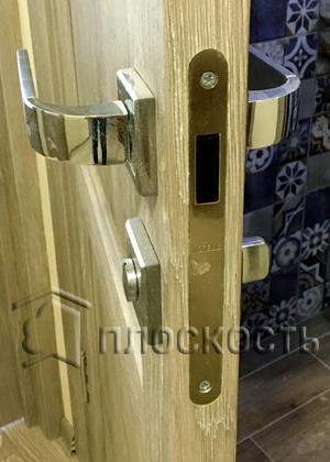 Врезка, фрезеровка магнитного замка и межкомнатной ручки в ламинированные двери от производителя FRAMIR в СПб.